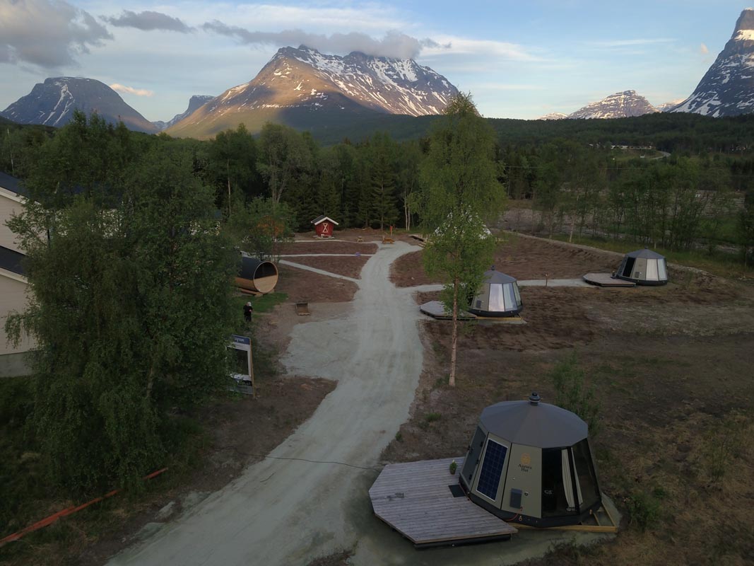 Basecamp in Hatteng with glass igloos and mountains